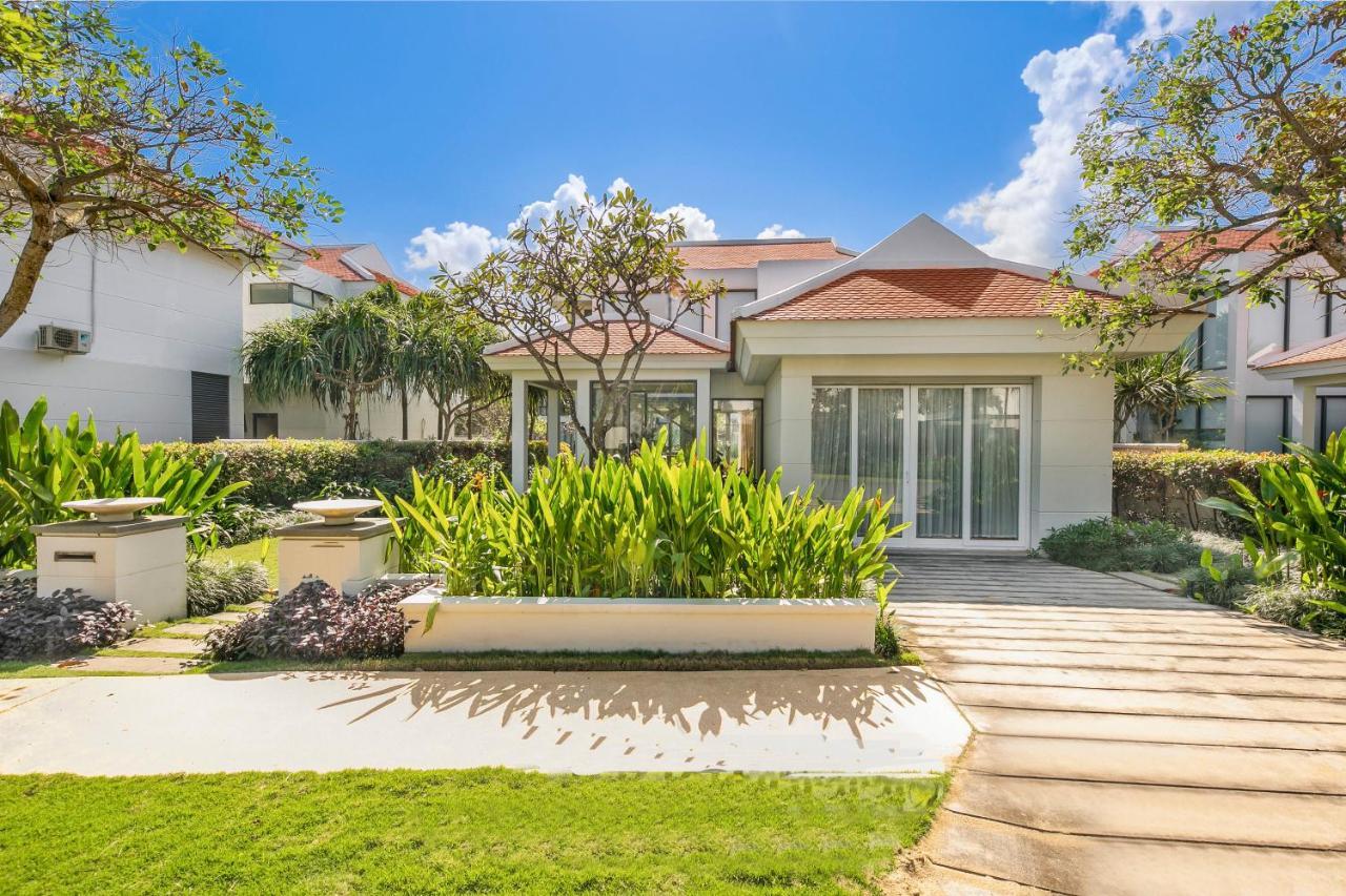 Luxury Pool Villa Close To The Private Beach 다낭 외부 사진